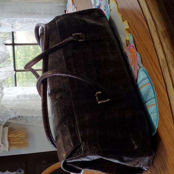 VINTAGE BRAHMIN PURSE - Picture 2 of 6